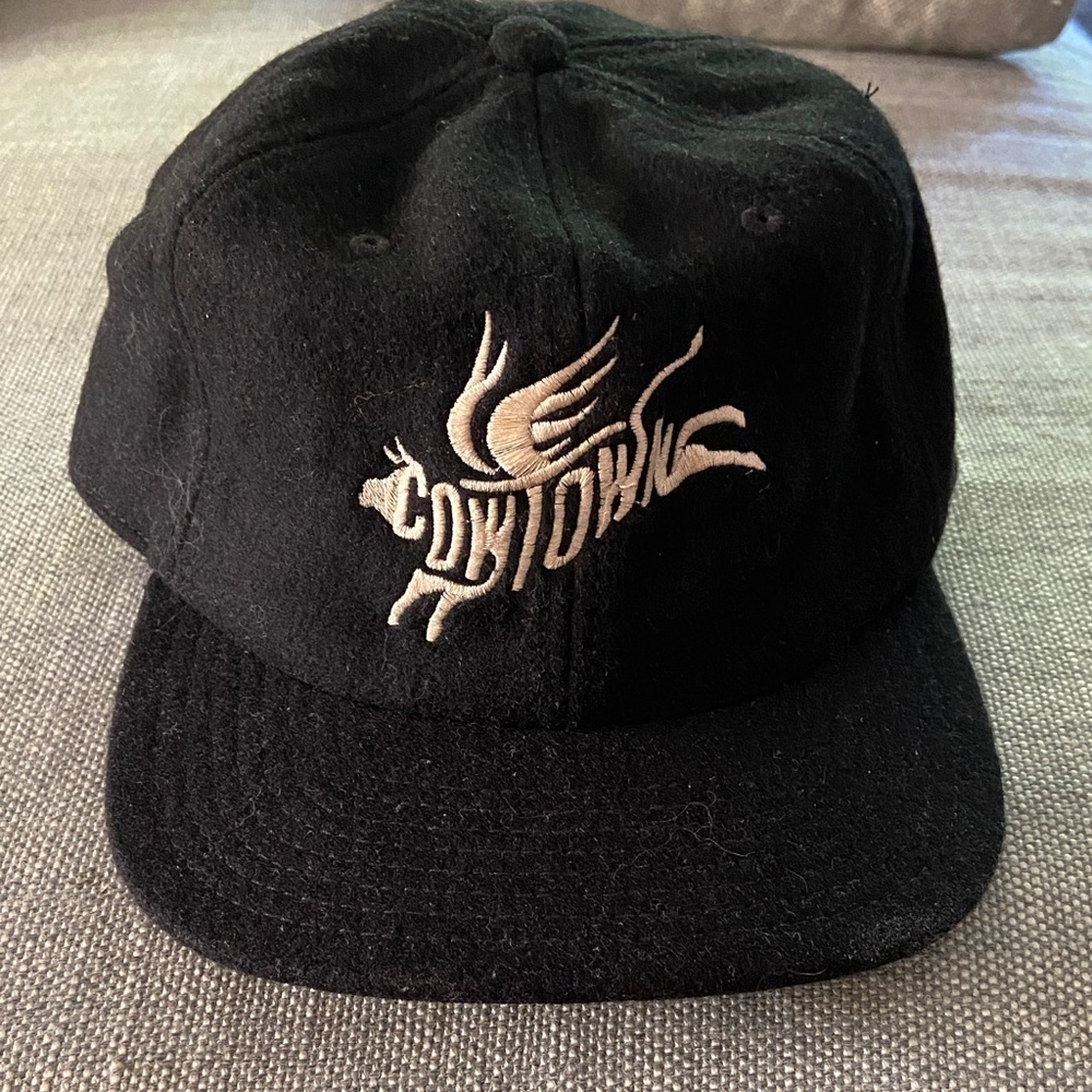 COWTOWN SKATE Black WOOL Embroidered Cap